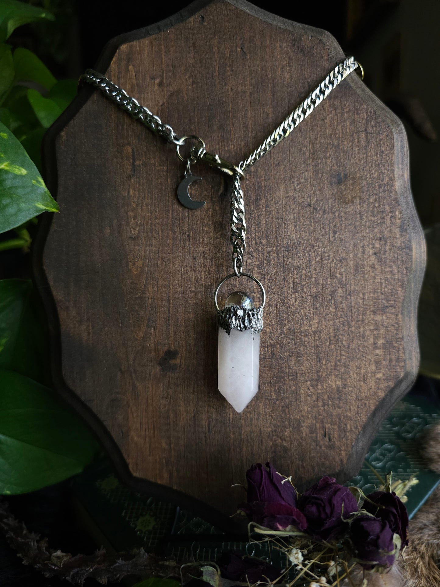 Rose quartz adjustable pendulum choker