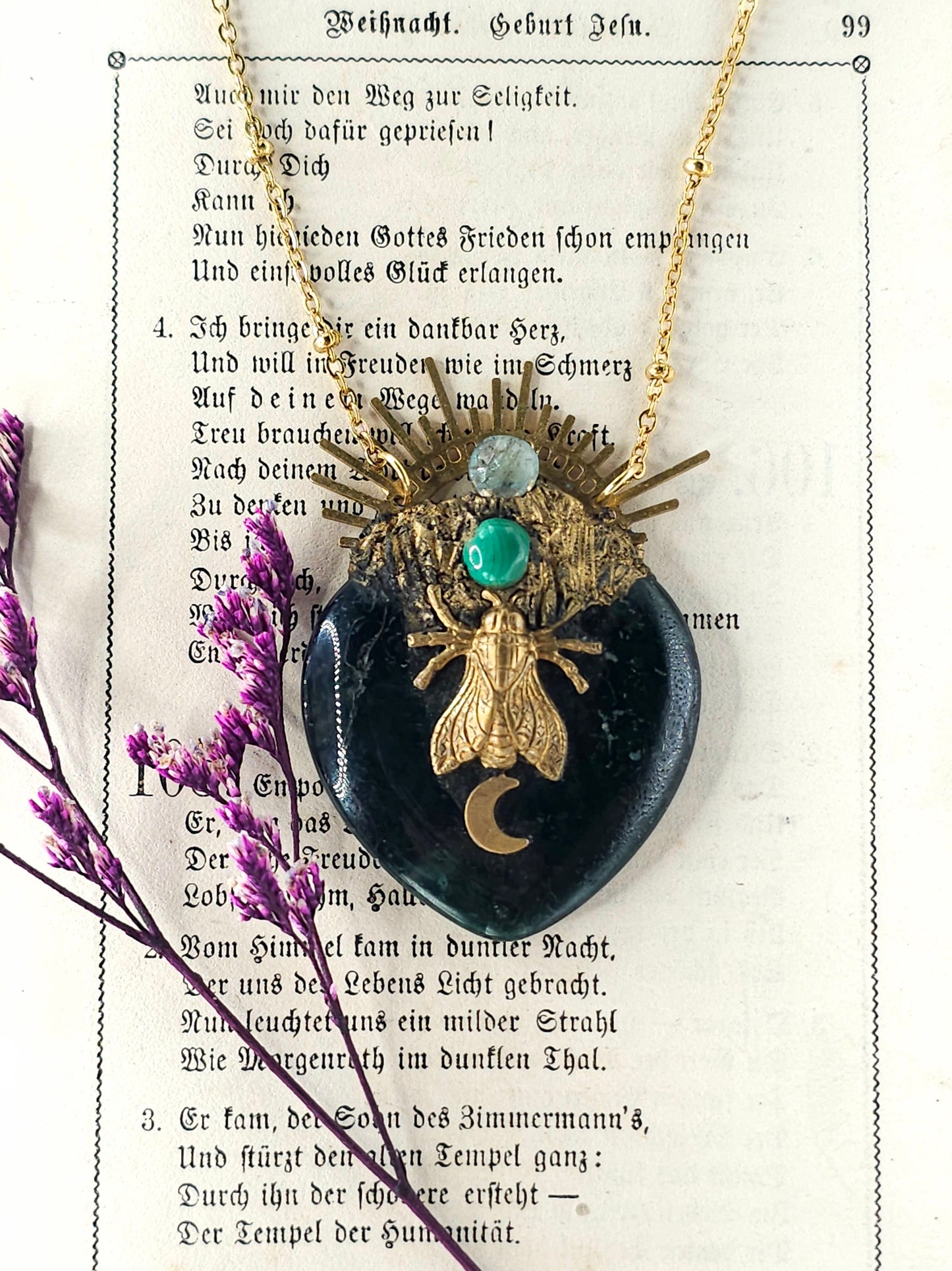 Moss agate fly amulet