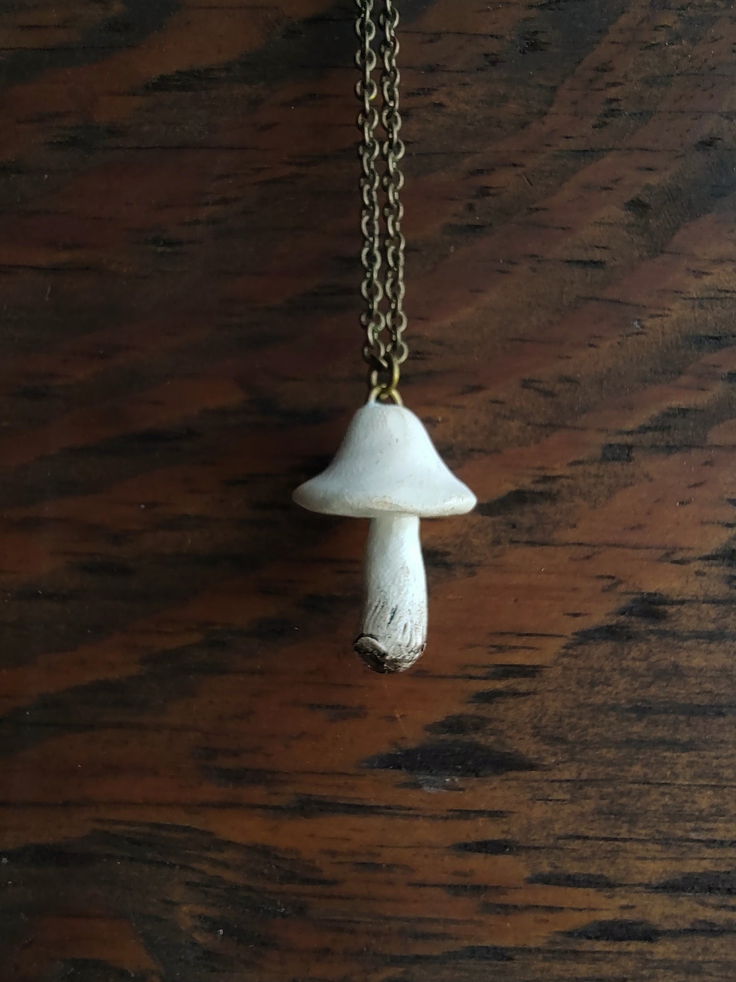 Small mushroom necklace