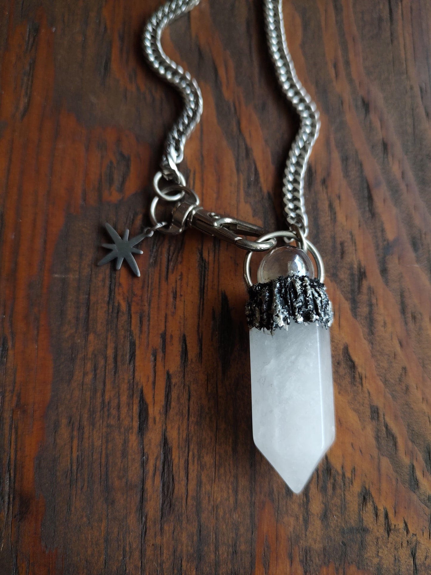 Clear quartz adjustable pendulum choker